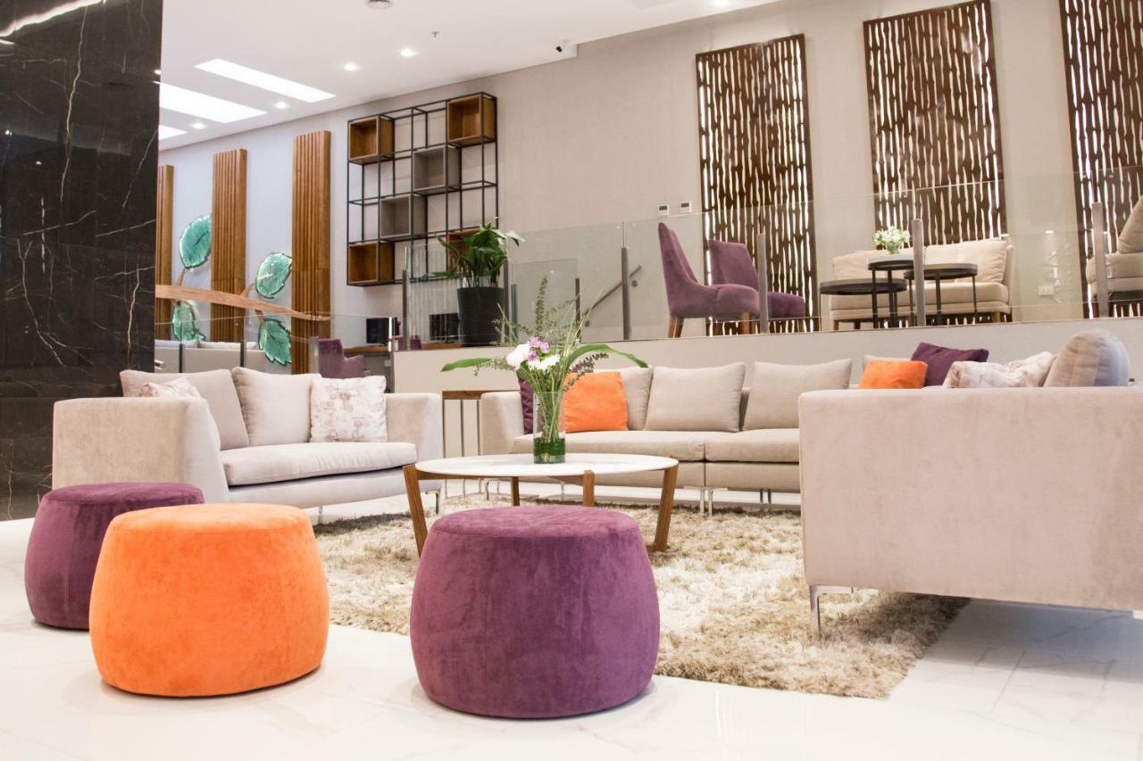 Hotel Land Plaza ラプラタ エクステリア 写真