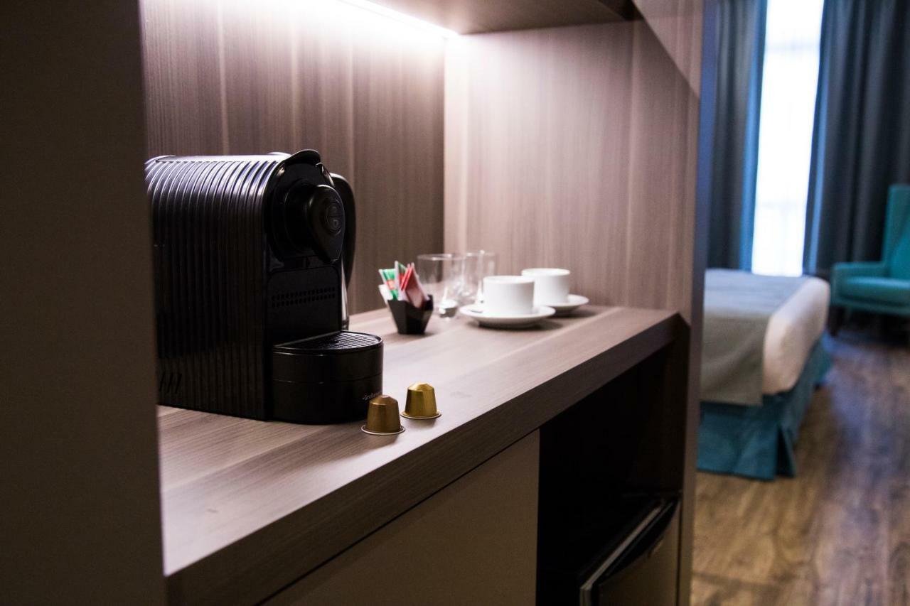 Hotel Land Plaza ラプラタ エクステリア 写真