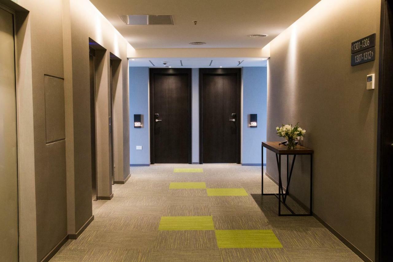 Hotel Land Plaza ラプラタ エクステリア 写真